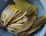 Foto langkah ke 2 dari resep Sambal Goreng Bunga Pisang/Tuntut.