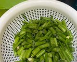 Foto langkah ke 1 dari resep Oseng bunga bawang.
