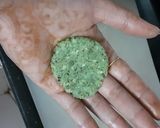 A picture of step 5 of Chocolate paan balls.