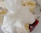 Strawberry banana smoothie recipe step 1 photo