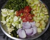 केरी (कच्चा आम) तरबूज़ के छिलकों की चटनी रेसिपी चरण 1 फोटो
