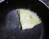 A picture of step 4 of Neer dosa.