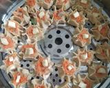 Foto langkah ke 4 dari resep Dimsum ayam udang wortel.