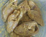 முருமுரு மீன் வருவல்(Meen varuval recipe in tamil) ரெசிபி ஸ்டேப் 1 புகைப்படம்