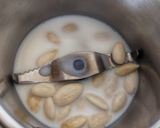 A picture of step 2 of Almond Milk.