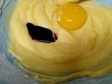 Mini alfajores con harina de almendras