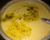 A picture of step 3 of Oats idli.