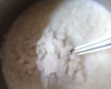 A picture of step 2 of Tri colour milk pauva.