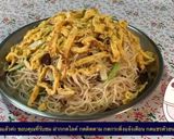 รูปขั้นตอนการทำที่ 7 ของ ผัดหมี่ซั่วมงคล ต้อนรับตรุษจีน 🧧ครัวอาซ้อ เส้นเหนียวนุ่มหอมเห็ดหอมอร่อยแน่นอน💗