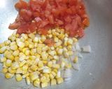 A picture of step 1 of Corn tomato pasta.