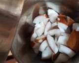 A picture of step 2 of Coconut chutney.
