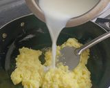 A picture of step 7 of Sweet potato Halwa.