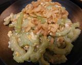 รูปขั้นตอนการทำที่ 4 ของ มะระผัดไข่กุ้งแห้ง