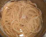 A picture of step 1 of Spaghetti in mushroom cream sauce.