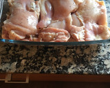 Foto del paso 1 de la receta: Escalopes de pollo al horno con patata calabacín y cebolla