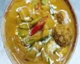 รูปขั้นตอนการทำที่ 8 ของ แกงกะทิไก่ใส่สะตอยอดมะพร้าว