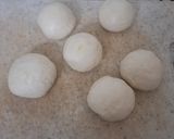 A picture of step 4 of Puran Poli.