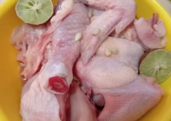 Langkah-langkah untuk membuat Resep Ayam Goreng Kalasan aLa Rumahan