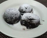 Foto langkah ke 9 dari resep Lava chocolate cake.