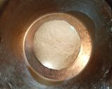 Foto langkah ke 4 dari resep Khusus Dough (Adonan) Roti Pizza.