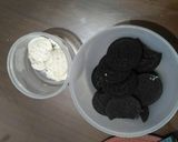 Foto langkah ke 1 dari resep Puding Oreo. lembut dan praktis.