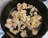 Une image de l'étape 7 de Poulet cocolombo express avec un truc qui va pas.
