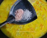 Foto langkah ke 4 dari resep Gulai Labu Siam Wortel.