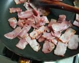 Foto del paso 2 de la receta: Tallarines con tocino, champiñones, pollo y crema