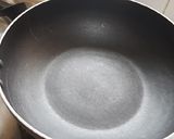 A picture of step 3 of Maggi noodles mix vegetables Chinese Hakka noodles style.