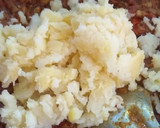 A picture of step 4 of Mashed Potatoes With Bread.