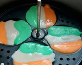 A picture of step 2 of INDEPENDENCE DAY special TRI COLOURS IDLI PEACOCK.