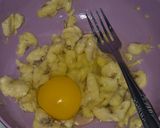 Foto langkah ke 3 dari resep Omelette Dadar Pisang Cekodok Bubuk Keju.