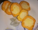 A picture of step 5 of Vanilla ice cream in mango.