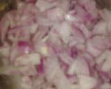 A picture of step 2 of Onion mong dal pakoda.