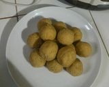 Foto langkah ke 4 dari resep Tahu Bulat.