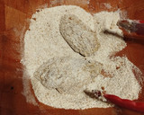 Foto del paso 4 de la receta: Alitas con cajún y bombas de polenta rellenas