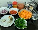A picture of step 1 of Peanut stew (vegan).