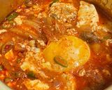 Foto langkah ke 6 dari resep Kimchi Sundubu Jjigae 🍲.