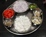 A picture of step 1 of Restaurant Style Paneer Bhurgi.