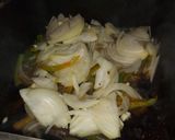 Foto del paso 2 de la receta: Estofado con bifes