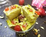 पिस्ता कुल्फी क्यूब्स (pista kulfi cubes recipe in Hindi) रेसिपी चरण 5 फोटो