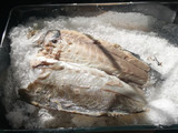 Lubina a la sal