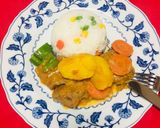 A picture of step 3 of Pork Loin Marinated in White Wine with Potatoes, Carrots, and Green Peppers!.