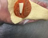 A picture of step 4 of Pepperoni Pizza Bombs.