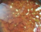 A picture of step 4 of Healthy carrot soup with hasselback potatoes.