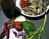 Foto langkah ke 1 dari resep Tumis Asin Cucut.