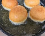 Foto langkah ke 5 dari resep Bomboline Empuk lembut.
