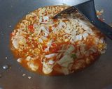 Foto langkah ke 2 dari resep Mie Dog-dog Ala Burjo Jogja.