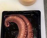 Foto del paso 3 de la receta Pulpo a la brasa, ajo crujiente y puré de patatas al pimentón (picante 🌶 y sin lactosa 😉)