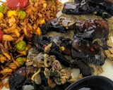 Foto del paso 6 de la receta: Corona de níscalos sobre lomito de cerdo con salsa de ostras!
